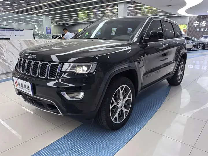 Jeep Grand Cherokee 2022 из Китая — купить под ключ