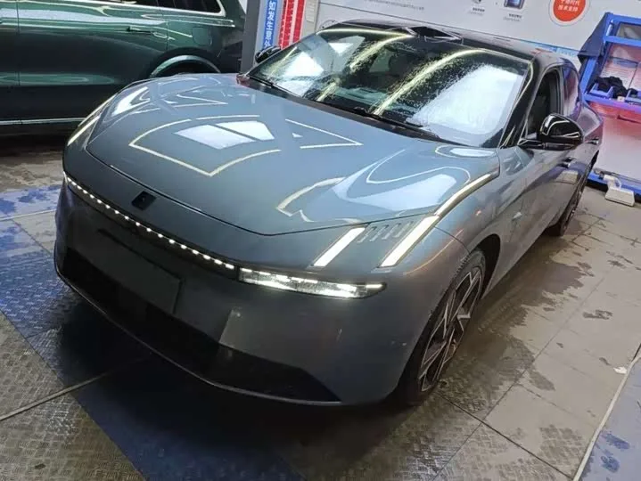 Lynk & Co Z10 2024 из Китая — купить под ключ