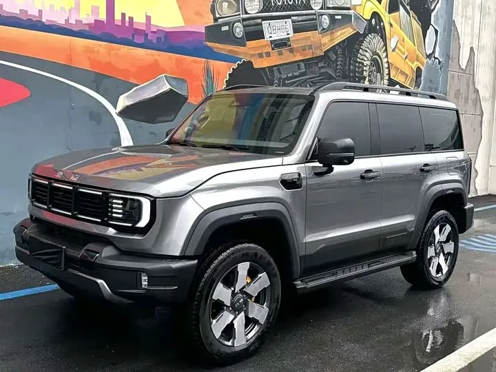 BAIC Beijing BJ40 Hybrid 2025 из Китая — купить под ключ