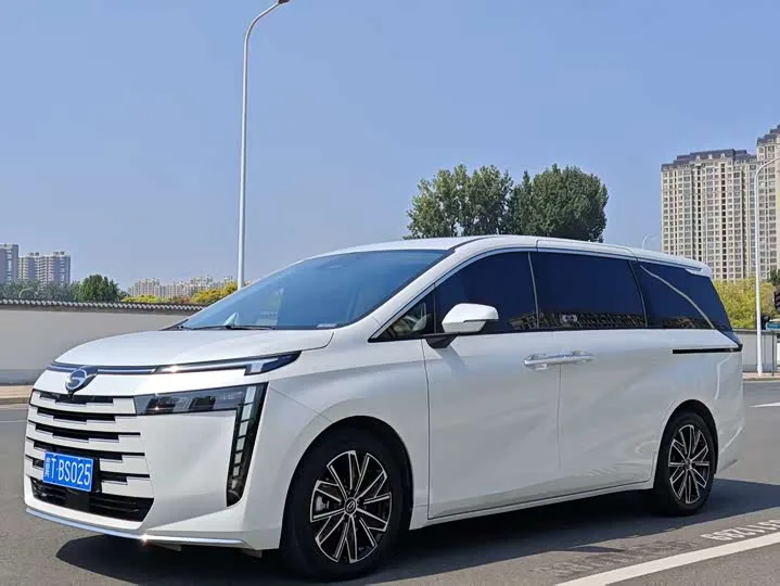GAC Trumpchi E8 2025 из Китая — купить под ключ