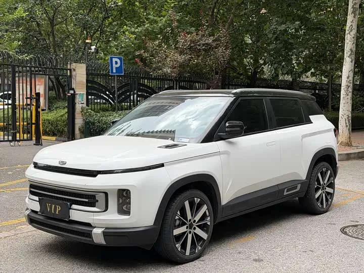 Geely Icon 2024 из Китая — купить под ключ