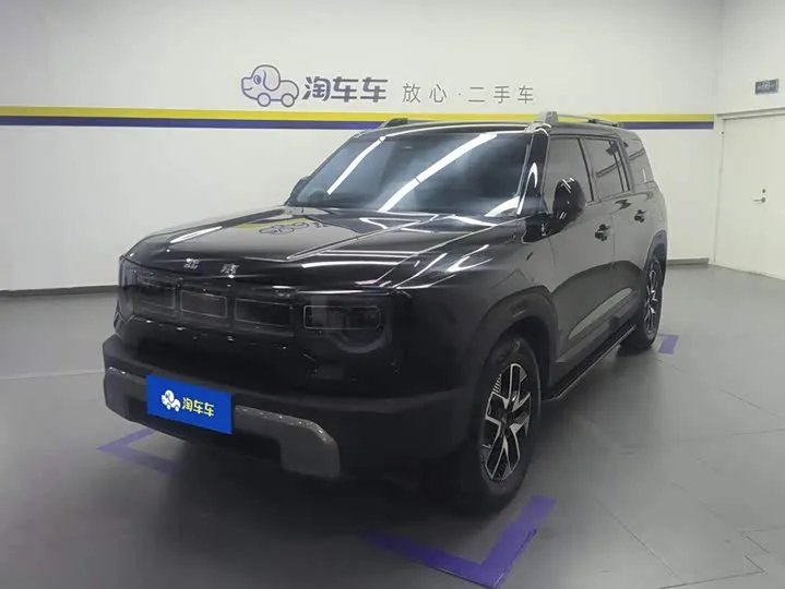 BAIC Beijing BJ30 2025 из Китая — купить под ключ