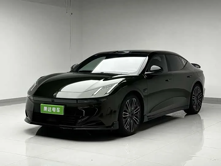 Lynk & Co 30 EM-P Hybrid 2025 из Китая — купить под ключ