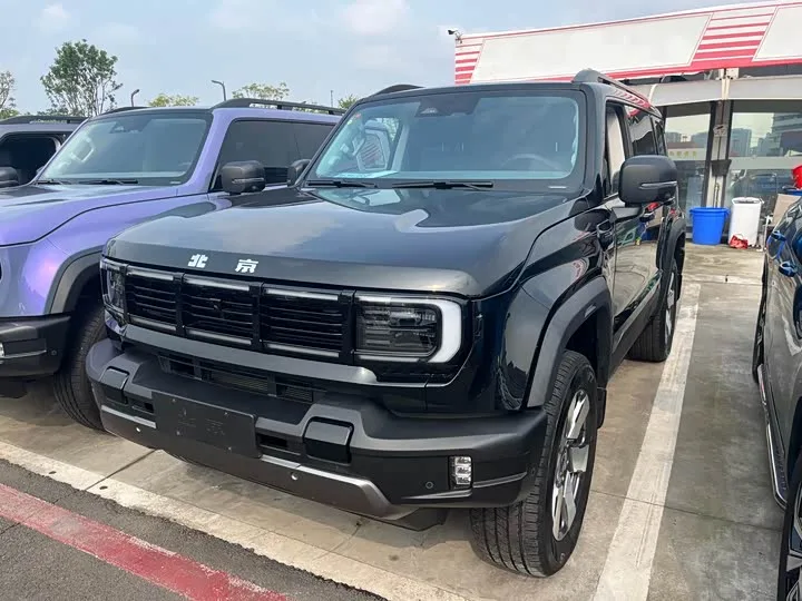 BAIC Beijing BJ40 Hybrid 2025 из Китая — купить под ключ