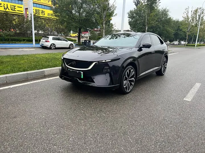 Mazda EZ-60 2025 из Китая — купить под ключ