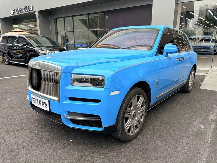 Rolls-Royce Cullinan 2024 из Китая — купить под ключ