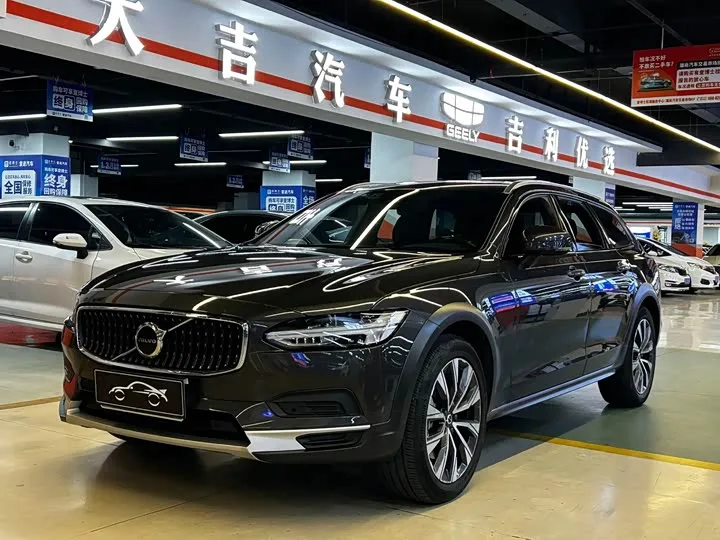 Volvo V90 2022 из Китая — купить под ключ