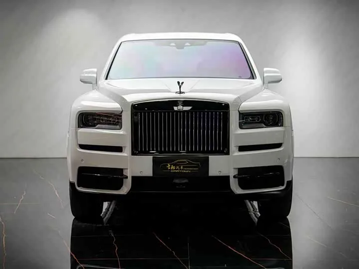 Rolls-Royce Cullinan 2022 из Китая — купить под ключ