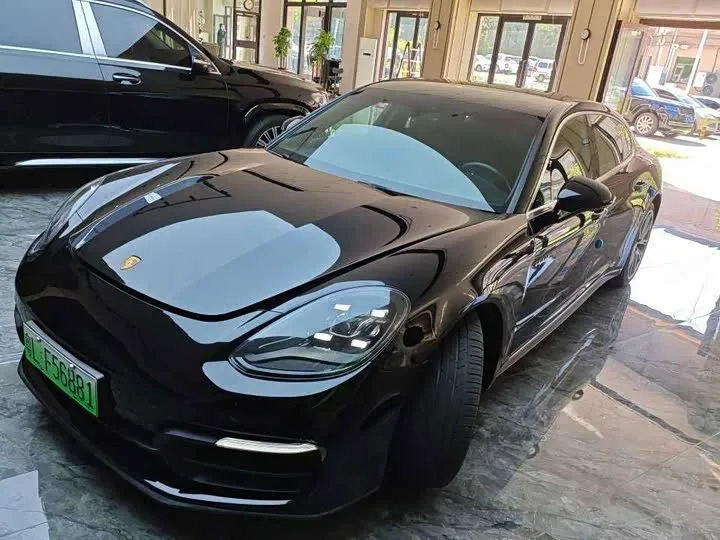 Porsche Panamera Hybrid 2023 из Китая — купить под ключ