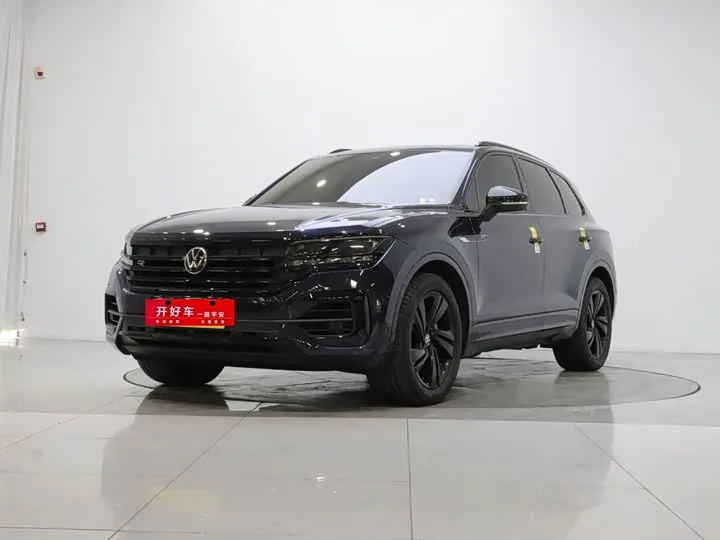 Volkswagen Touareg 2024 из Китая — купить под ключ