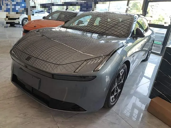 Lynk & Co Z10 2025 из Китая — купить под ключ
