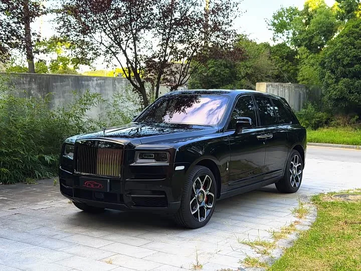 Rolls-Royce Cullinan 2022 из Китая — купить под ключ