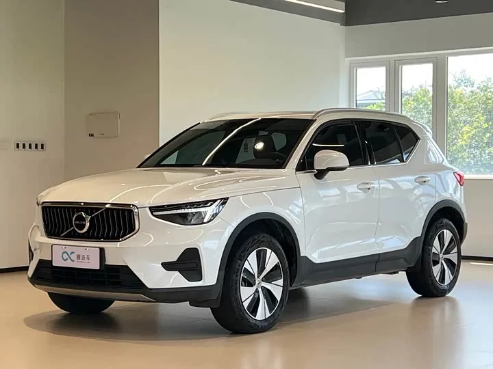 Volvo XC40 2024 из Китая — купить под ключ