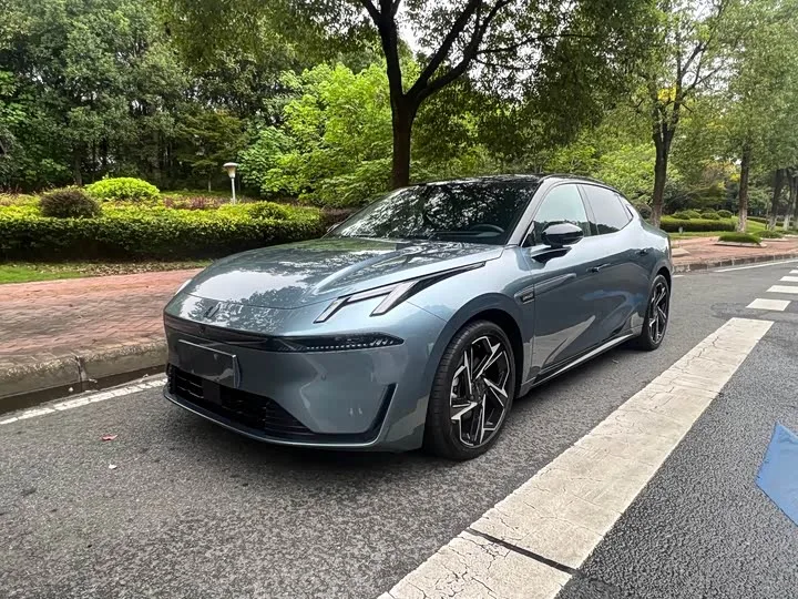 Lynk & Co 07 EM-P Hybrid 2024 из Китая — купить под ключ