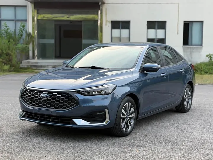 Ford Escort 2022 из Китая — купить под ключ