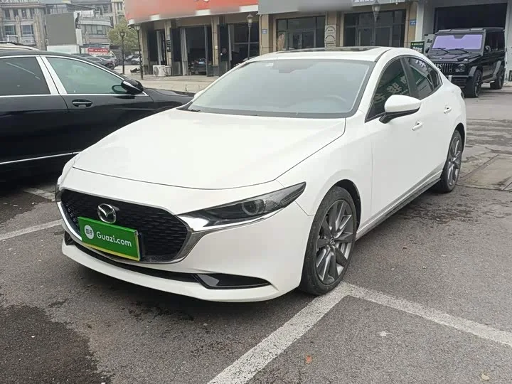 Mazda 3 (Axela) 2022 из Китая — купить под ключ