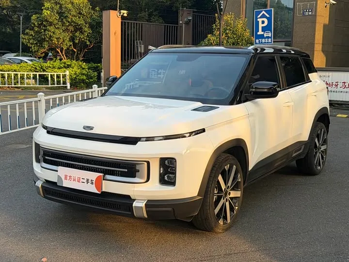 Geely Icon 2023 из Китая — купить под ключ