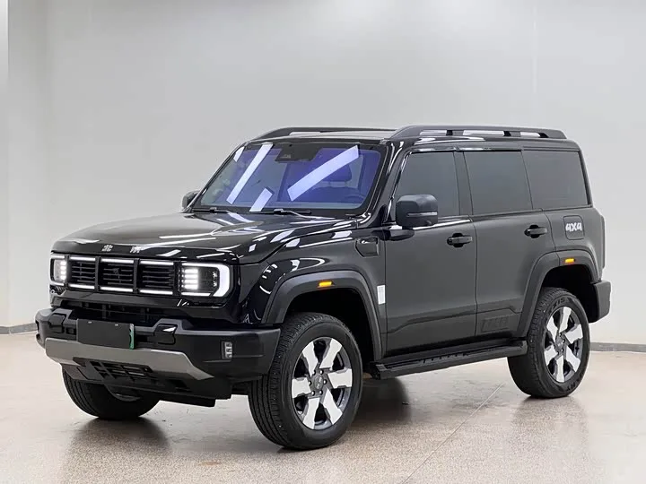 BAIC Beijing BJ40 Hybrid 2025 из Китая — купить под ключ