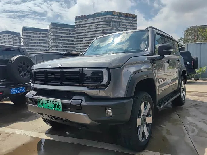 BAIC Beijing BJ40 Hybrid 2025 из Китая — купить под ключ