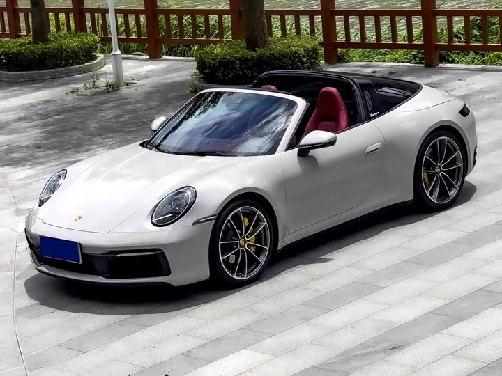 Porsche 911 2023 из Китая — купить под ключ