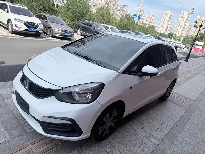 Honda Fit 2023 из Китая — купить под ключ