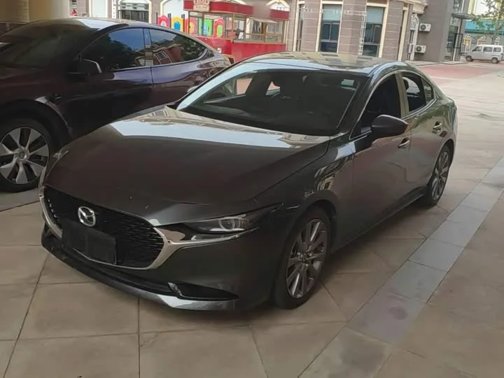 Mazda 3 (Axela) 2024 из Китая — купить под ключ