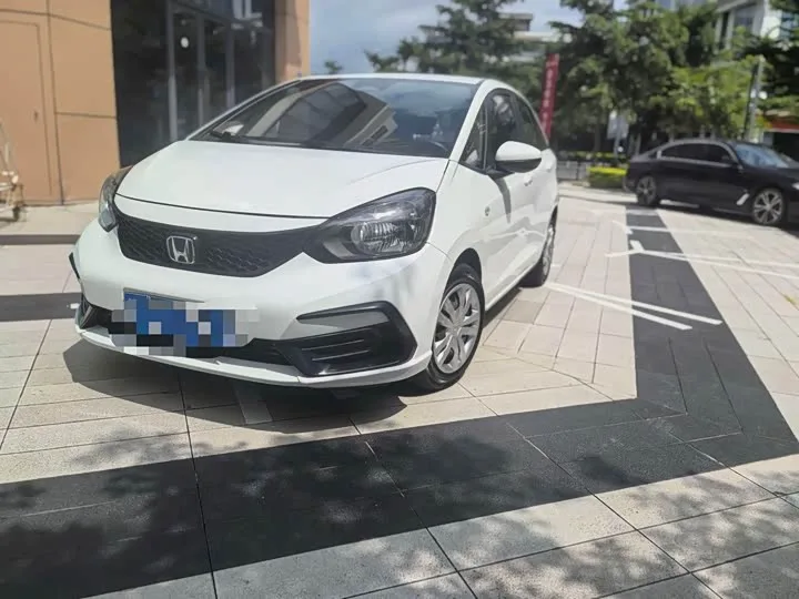 Honda Fit 2023 из Китая — купить под ключ