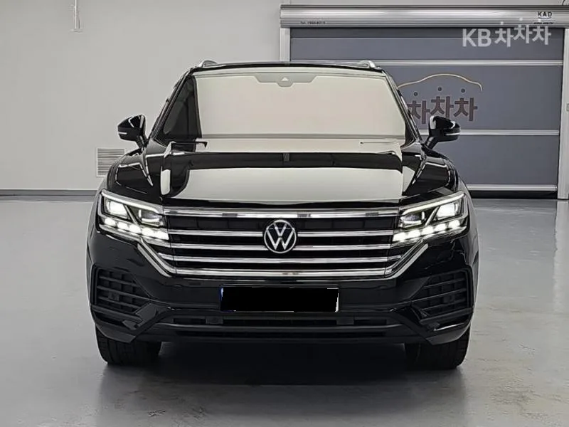 Volkswagen Touareg 2023 из Кореи — купить под ключ