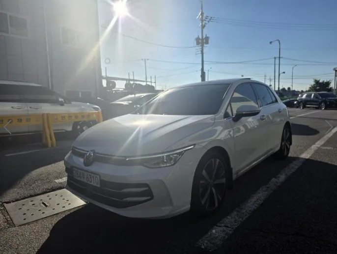 Volkswagen Golf 2026 из Кореи — купить под ключ