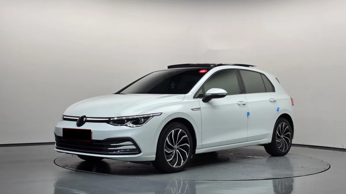 Volkswagen Golf 2023 из Кореи — купить под ключ