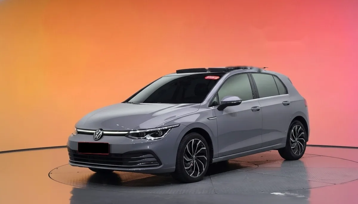 Volkswagen Golf 2023 из Кореи — купить под ключ