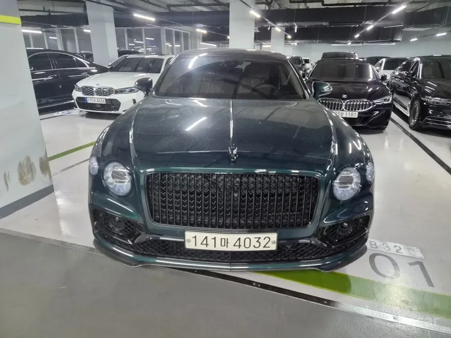 Bentley Flying Spur 2023 из Кореи — купить под ключ