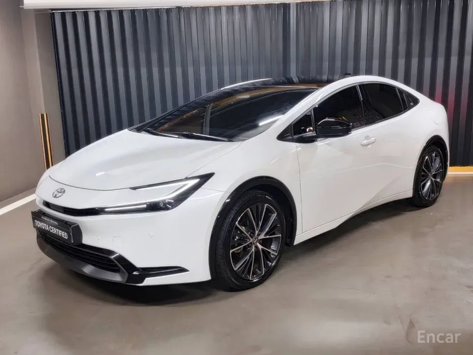 Toyota Prius 2025 из Кореи — купить под ключ