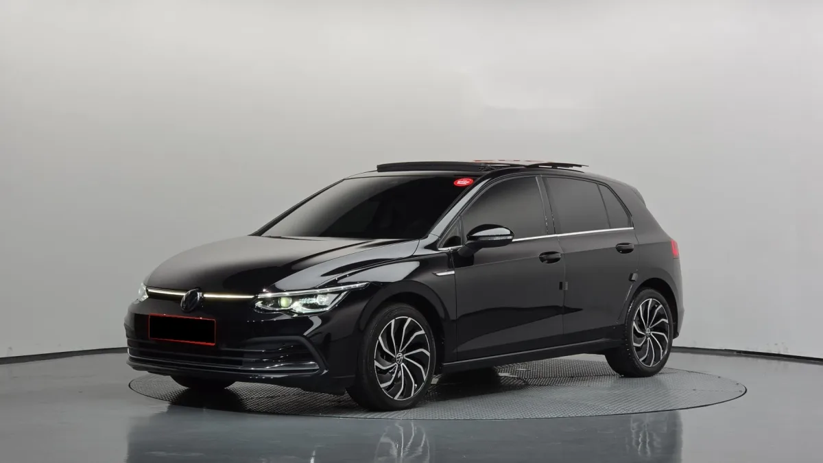 Volkswagen Golf 2023 из Кореи — купить под ключ