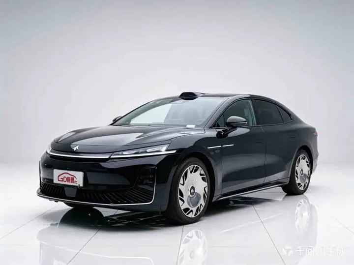 GAC Hyptec A8 2026 из Китая — купить под ключ