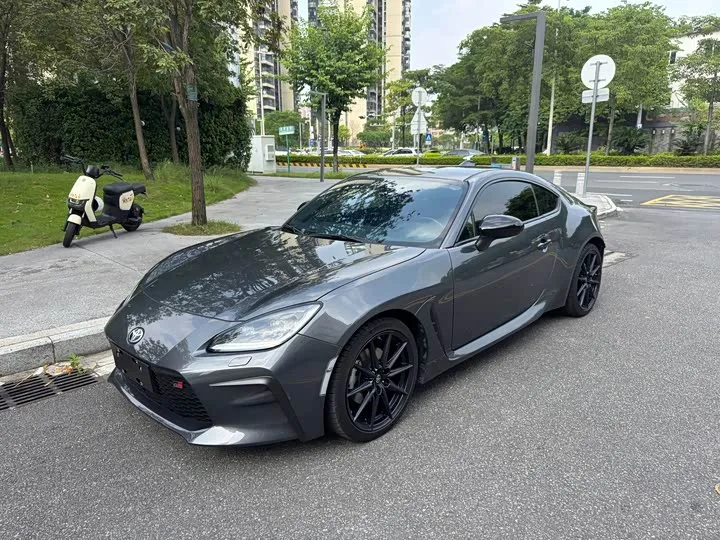 Toyota GR86 2023 из Китая — купить под ключ