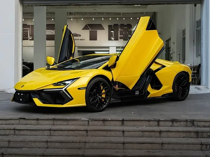 Lamborghini Revuelto 2025 из Китая — купить под ключ