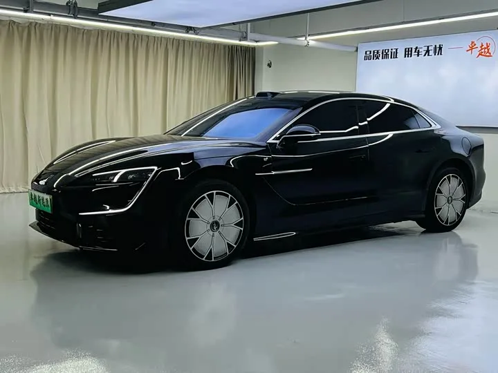 BYD Yangwang U7 2025 из Китая — купить под ключ