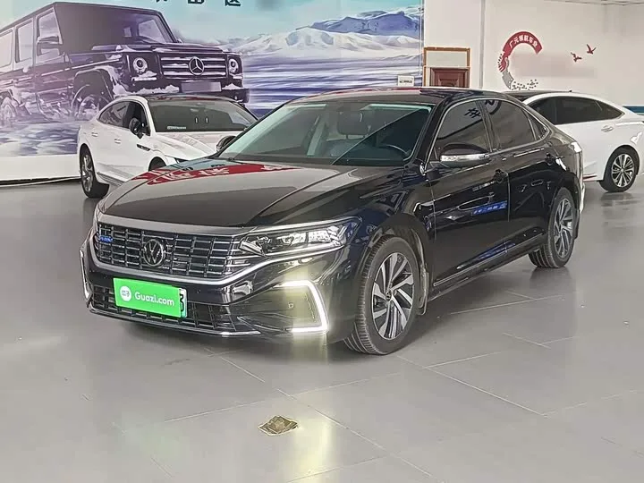 Volkswagen Passat Hybrid 2023 из Китая — купить под ключ