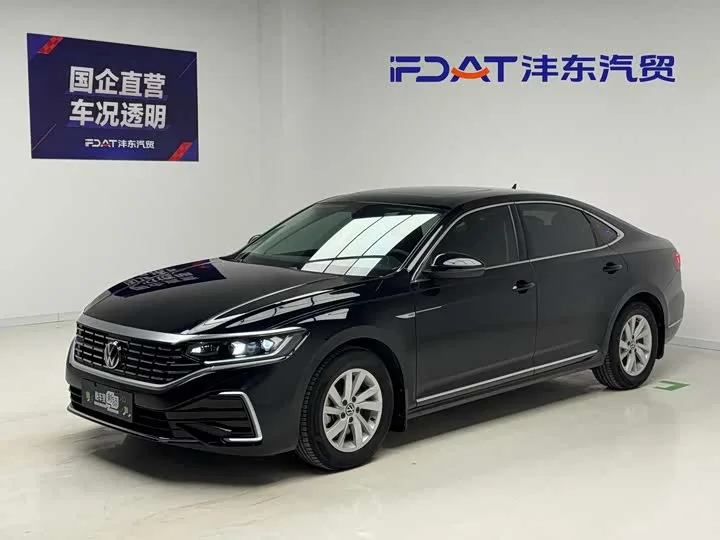 Volkswagen Passat Hybrid 2022 из Китая — купить под ключ