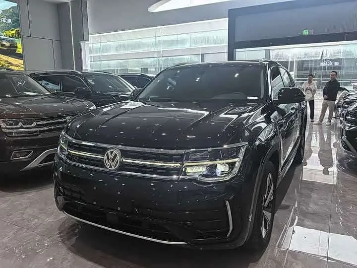 Volkswagen Teramont X 2024 из Китая — купить под ключ