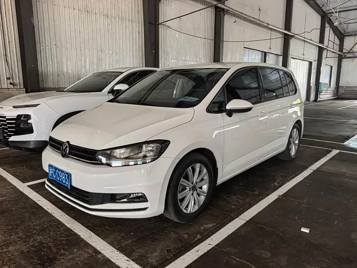 Volkswagen Touran L 2024 из Китая — купить под ключ