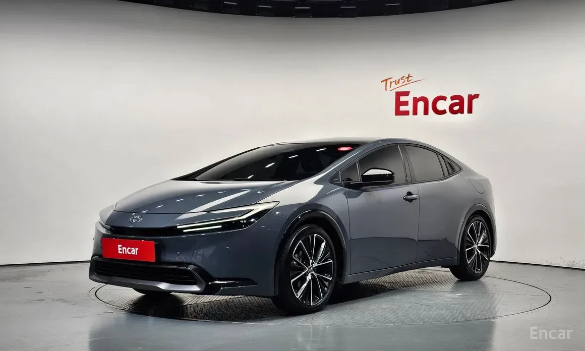 Toyota Prius 2024 из Кореи — купить под ключ