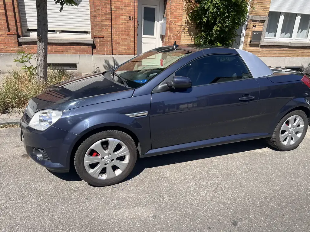 Opel Tigra 2008 из Европы — купить под ключ