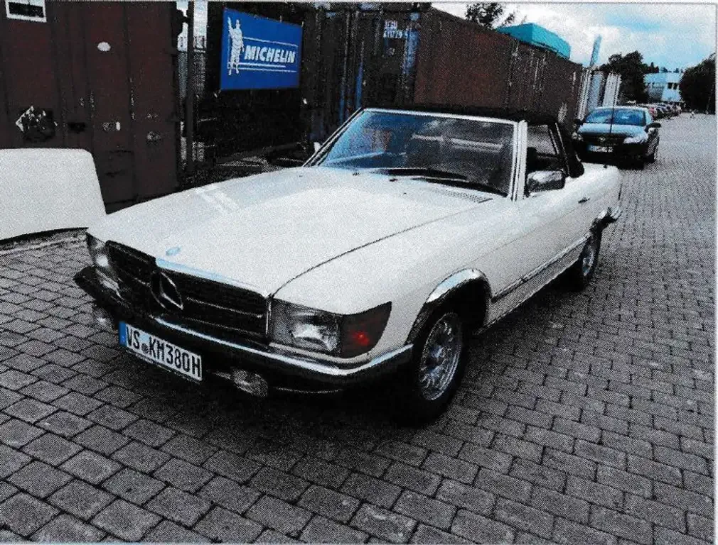 Mercedes-Benz SL 380 1981 из Европы — купить под ключ