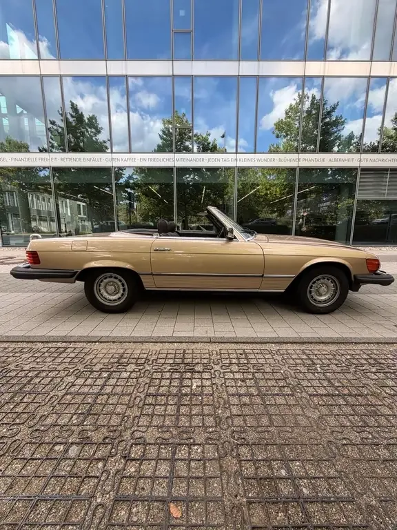 Mercedes-Benz SL 380 1982 из Европы — купить под ключ