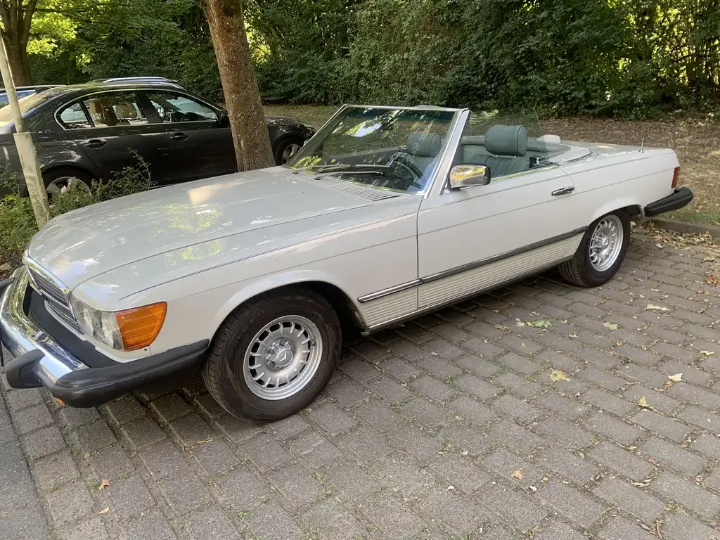 Mercedes-Benz SL 380 1981 из Европы — купить под ключ