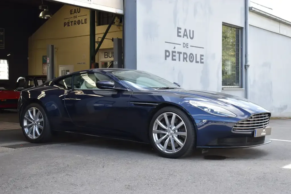 Aston Martin DB11 2019 из Европы — купить под ключ