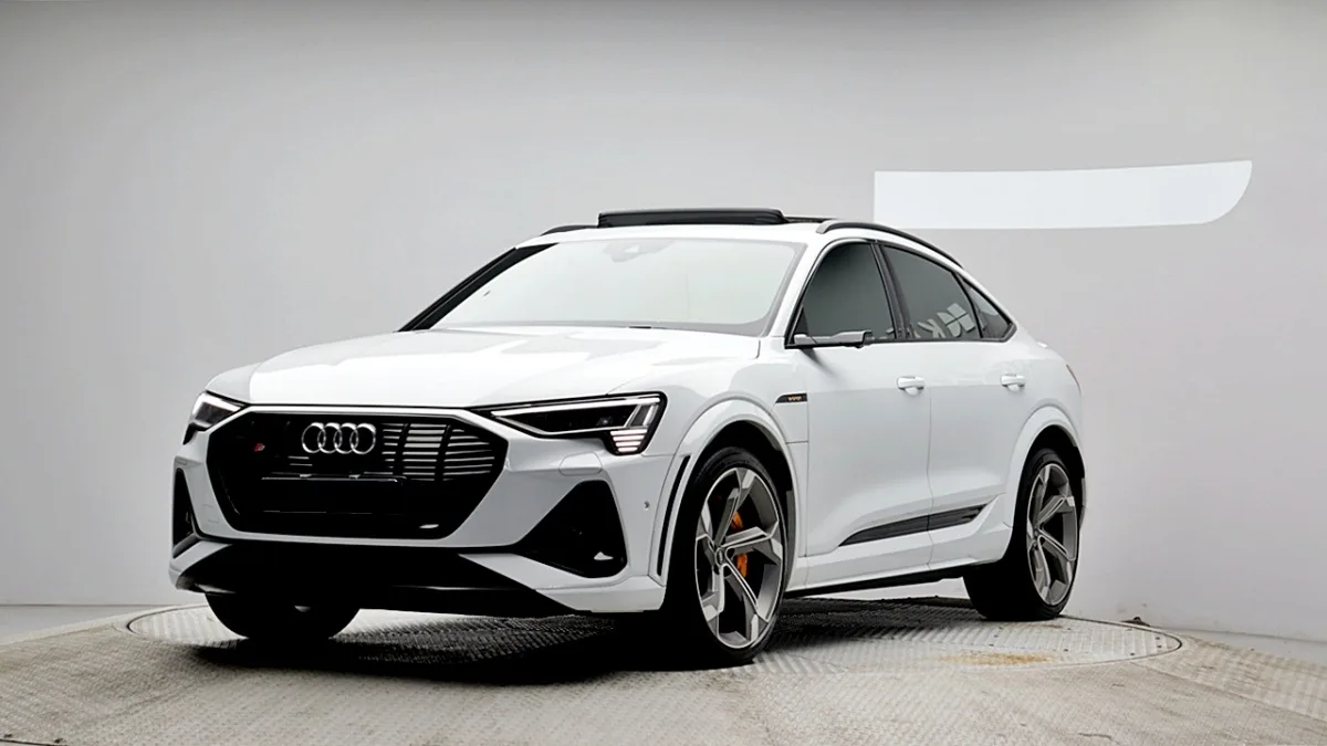 Audi e-tron 2023 из Кореи — купить под ключ