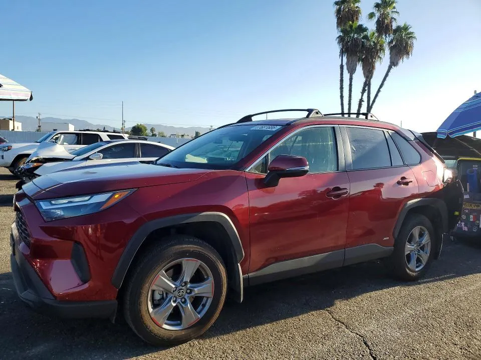 Toyota RAV4 2025 из США — купить под ключ